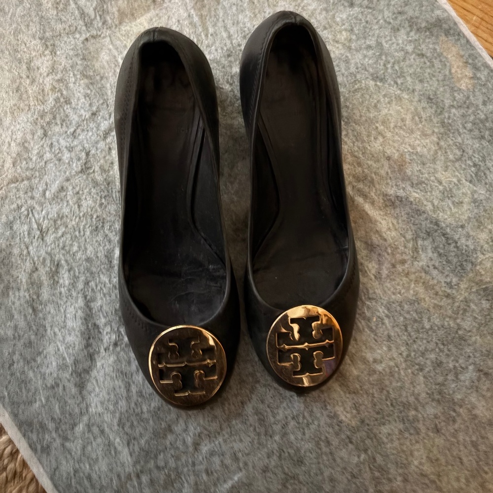 Tory Burch Chelsea 50mm Pump in Perfect Black 8.5